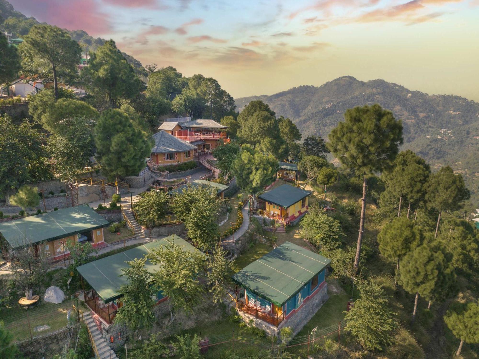 A Kasauli Ggaon By Echor Hotell Exteriör bild