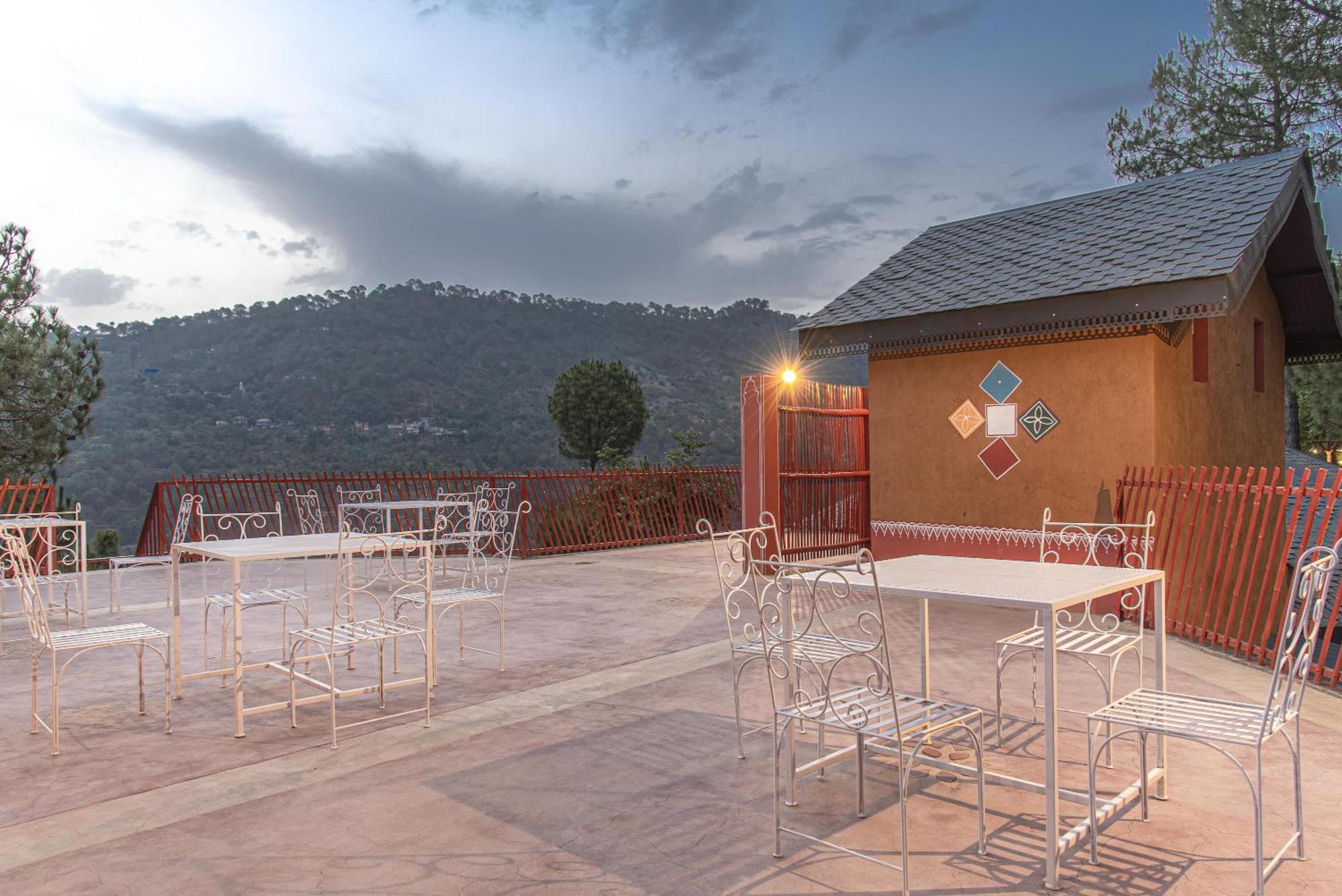 A Kasauli Ggaon By Echor Hotell Exteriör bild