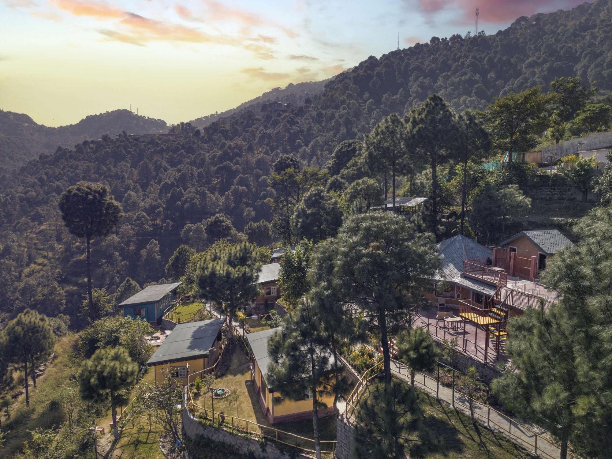 A Kasauli Ggaon By Echor Hotell Exteriör bild